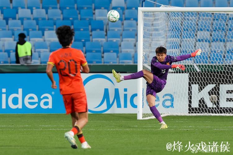 博主：申花再次报价李昊，不过球员新赛季大概率会留队